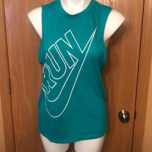 Woman Nike T-shirt size S